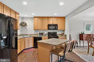 2394 E Slater Hill Ln E, York, PA 17406 - Photo 4