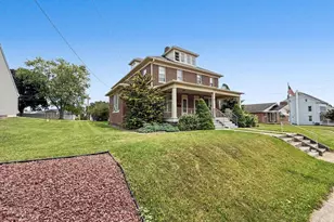637 S Main St, Red Lion, PA 17356 - Photo 2