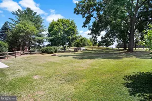 2040 Grandview Rd, Hanover, PA 17331 - Photo 22