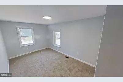 5 E Pennsylvania Avenue, Stewartstown, PA 17363 - Photo 8