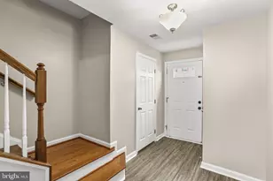 806 Blossom Dr, Hanover, PA 17331 - Photo 6