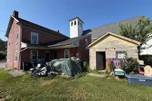 8 York St, Spring Grove, PA 17362 - Photo 16