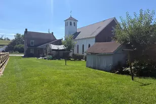8 York St, Spring Grove, PA 17362 - Photo 16