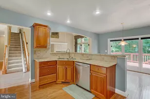 410 Sarah Woods Dr, Red Lion, PA 17356 - Photo 14