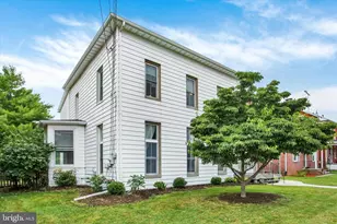 232 N Franklin St, Hanover, PA 17331 - Photo 2