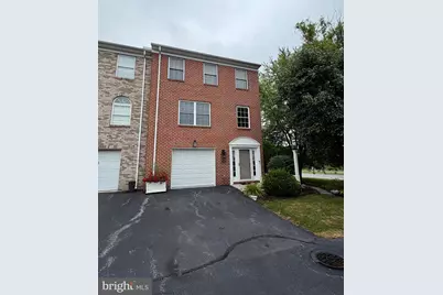 102 Lorenzo Court #102, York, PA 17402 - Photo 2