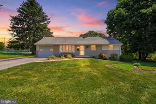 525 Hengst Ct, York, PA 17406 - Photo 1