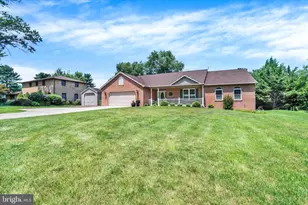 985 Detwiler Dr, York, PA 17404 - Photo 30