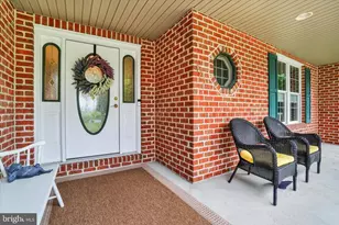 985 Detwiler Dr, York, PA 17404 - Photo 2