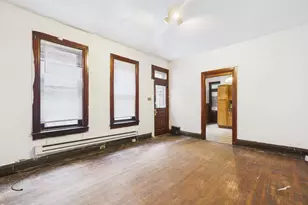 719 W King St, York, PA 17401 - Photo 4