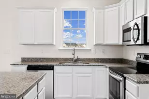3631 Fieldstone Dr, Dover, PA 17315 - Photo 4