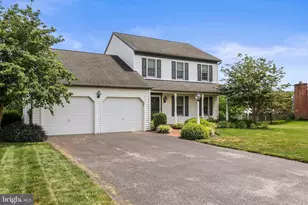 678 S Maurice St, York, PA 17404 - Photo 2