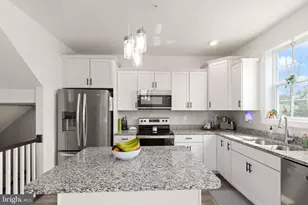 32 Coop Ln, Hanover, PA 17331 - Photo 8