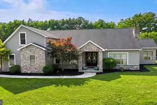110 Brylea Dr, Mount Wolf, PA 17347 - Photo 1