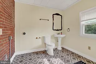 34 N Albemarle St, York, PA 17403 - Photo 20