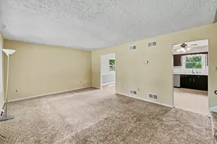 439 Valley Rd, York, PA 17407 - Photo 6