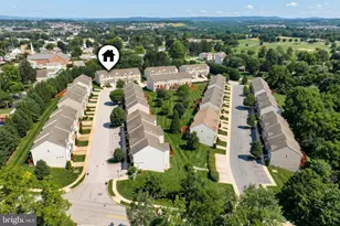 2432 Schultz Way, York, PA 17402 - Photo 6