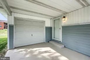 325 Gwen Dr, York, PA 17404 - Photo 8