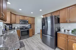 226 N Alpine Dr, York, PA 17408 - Photo 10