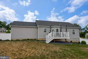 226 N Alpine Dr, York, PA 17408 - Photo 22