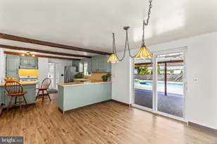 975 Marbrook Ln, York, PA 17404 - Photo 8