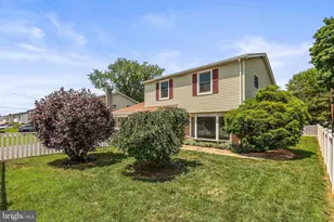 975 Marbrook Ln, York, PA 17404 - Photo 2