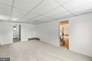 975 Marbrook Ln, York, PA 17404 - Photo 14