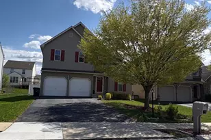 720 Strayer Dr, Windsor, PA 17366 - Photo 2