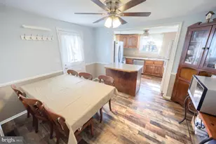 719 Village Rd, York, PA 17404 - Photo 6