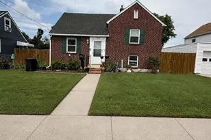 719 Village Rd, York, PA 17404 - Photo 1