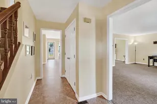 205 Knob Creek Ln, York, PA 17402 - Photo 2