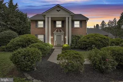 811 Greenbriar Road, York, PA 17404 - Photo 2