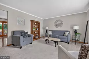 432 White Rose Ln, York, PA 17402 - Photo 6