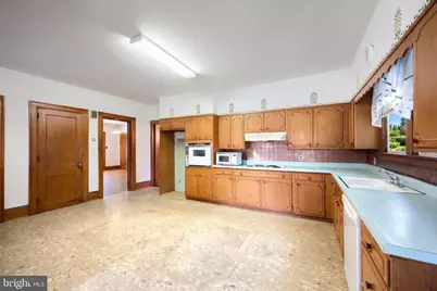 41 W Main Street, Fawn Grove, PA 17321 - Photo 14