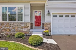 5 Surrey Ln, York, PA 17402 - Photo 4