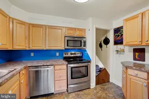 970 Sundale Dr, York, PA 17402 - Photo 12