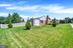 970 Sundale Dr, York, PA 17402 - Photo 32