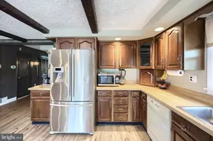 2135 Pleasant View Dr, York, PA 17406 - Photo 20