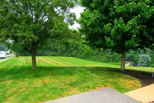 2685 Woodmont Dr, York, PA 17404 - Photo 24