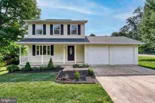 15 Hazel Dr, Manchester, PA 17345 - Photo 1