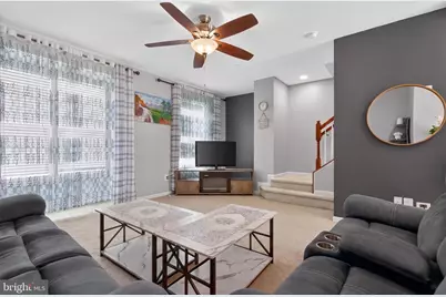 37 S Center Street, Hanover, PA 17331 - Photo 16