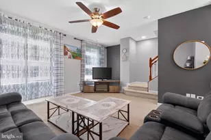 37 S Center St, Hanover, PA 17331 - Photo 16
