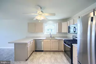 2451 Pin Oak Dr, York, PA 17406 - Photo 20