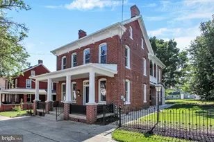 627 Broadway, Hanover, PA 17331 - Photo 2