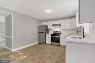 627 Broadway, Hanover, PA 17331 - Photo 14