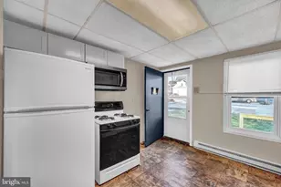 131 E Chestnut St, Hanover, PA 17331 - Photo 36