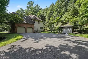 661 Hunters Ln, Lewisberry, PA 17339 - Photo 4
