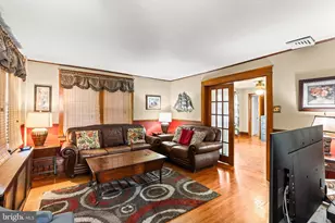 25 S Clinton St, York, PA 17404 - Photo 6