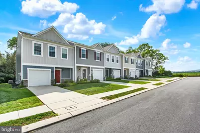 420 Maple Run Drive, York, PA 17404 - Photo 2