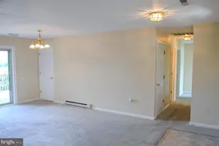 85 Chatham Ln, Red Lion, PA 17356 - Photo 10